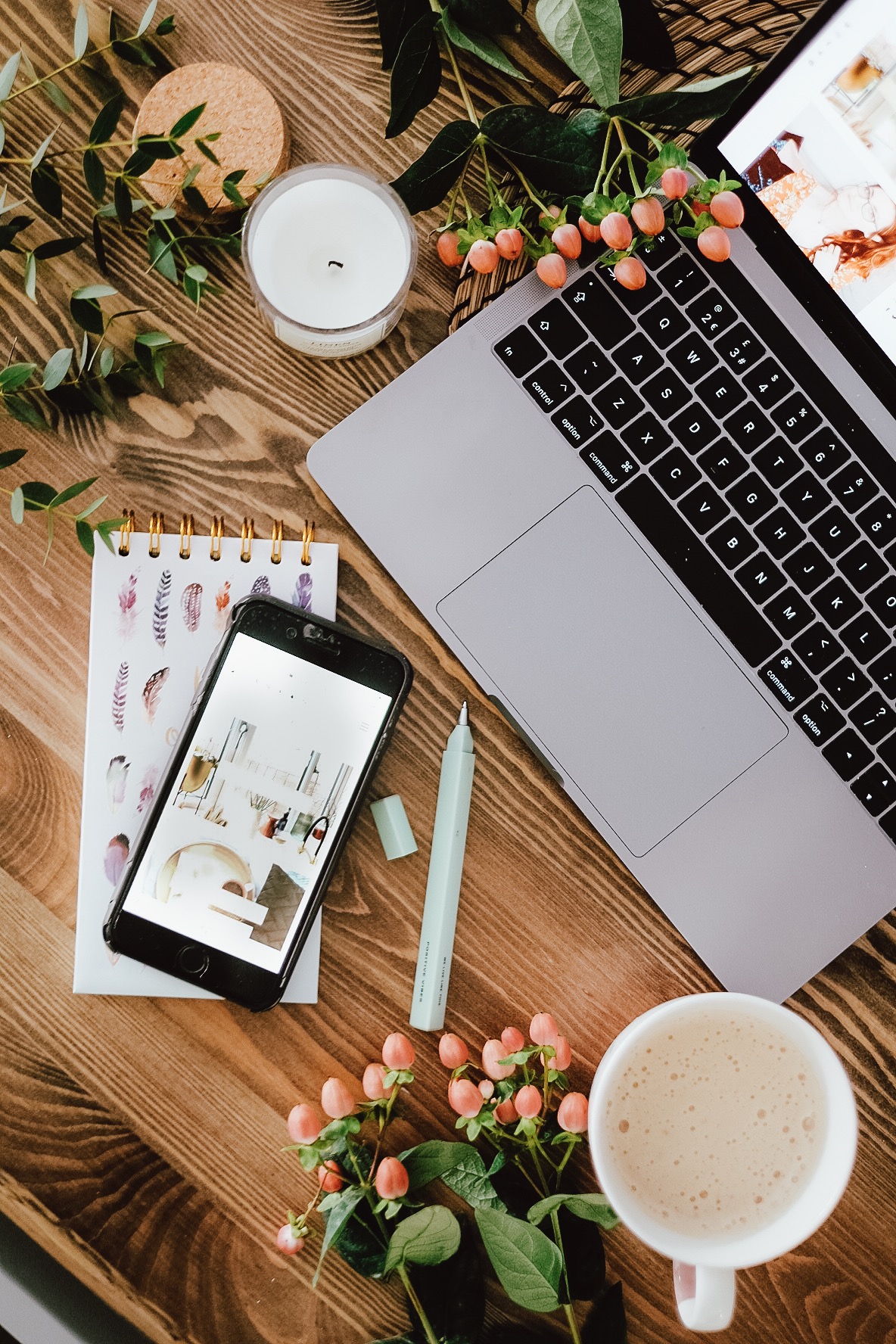 Staying Organised as a Blogger - How to be productive - Lifestyle Blogger 